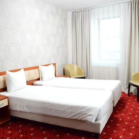 Kosher Hotel Lev Or 부쿠레슈티 외부 사진