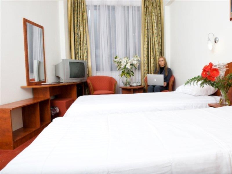 Kosher Hotel Lev Or 부쿠레슈티 외부 사진