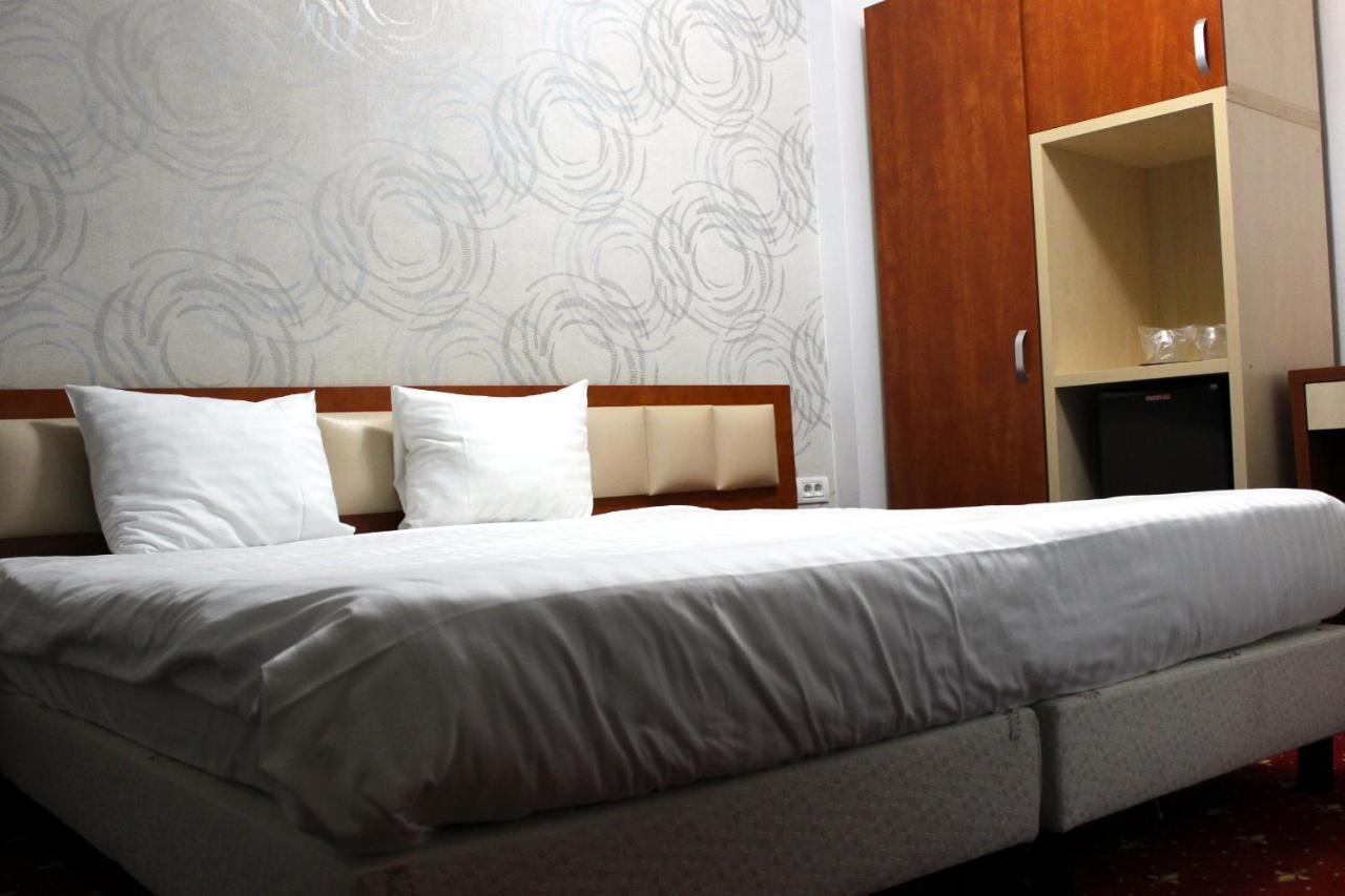 Kosher Hotel Lev Or 부쿠레슈티 외부 사진