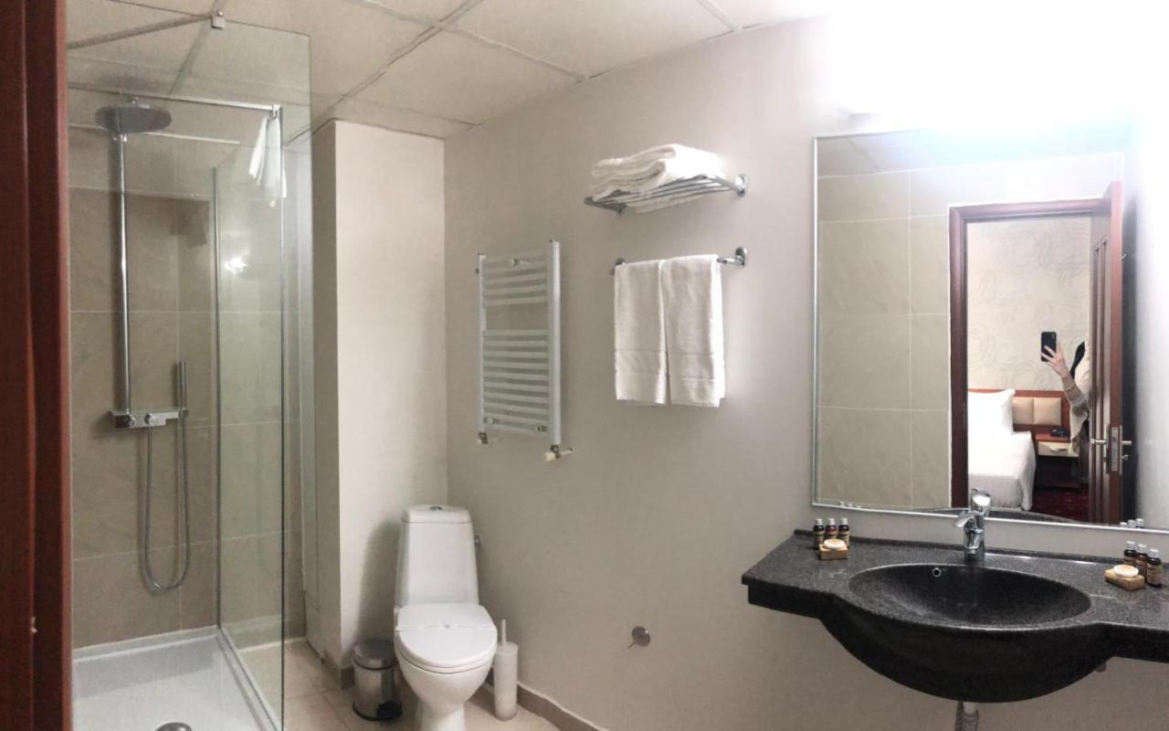 Kosher Hotel Lev Or 부쿠레슈티 외부 사진